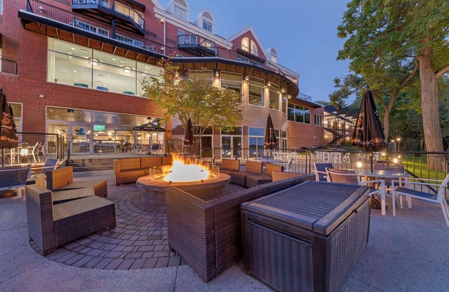 Heidel House Hotel and Conference Center, Ascend Hotel Collection