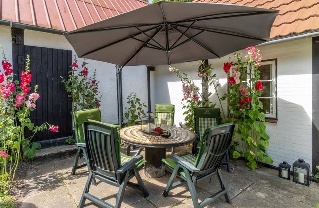 "Héléne" - 2.4km from the sea by Interhome