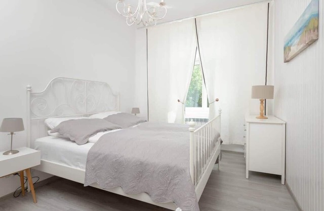Helska 16 | Apartment near the Beach | Parking