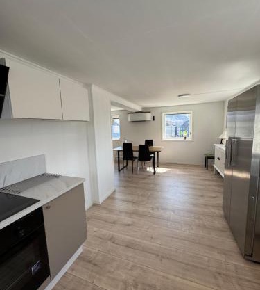 Helt hus til leje midt i Nuuk