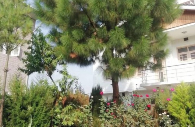 Here’s a description for a 3-bedroom house