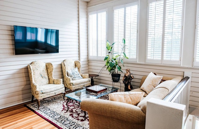 Heritage House Bed & Breakfast - Boutique Adults-Only Inn