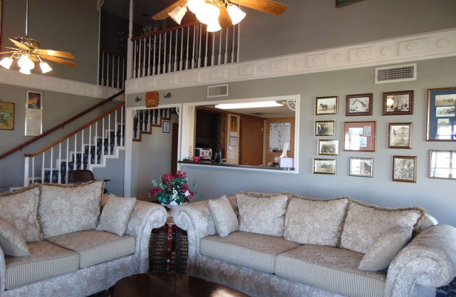 Heritage House Inn