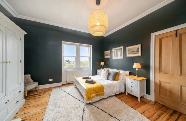 Heritage Quarter - 2 Minutes from Centre