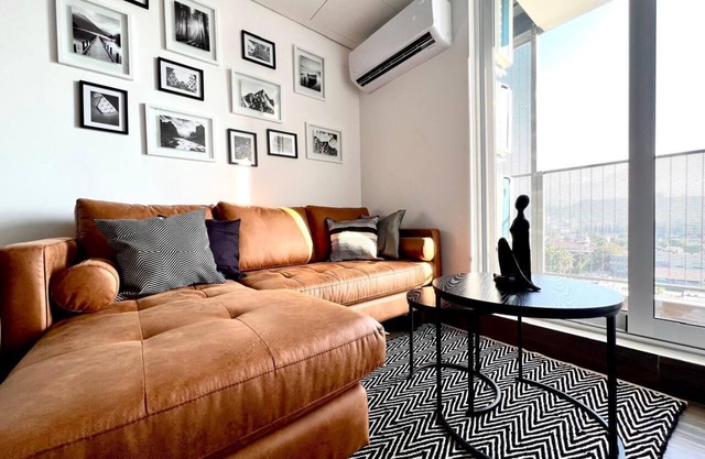 HERMOSO DEPARTAMENTO NUEVO CENTRO DE MONTERREY CON ALBERCA A 5 MIN DE SAN PEDRO