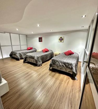 Hermoso duplex 5 ambientes en Necochea! frente al mar