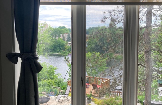 Heron's Nest on the Mississippi -Couple's Getaway