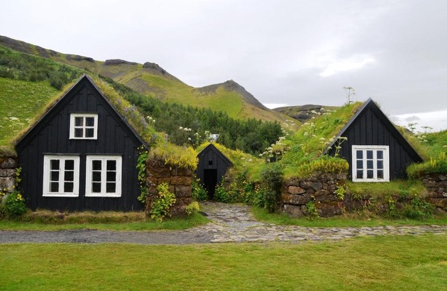 Hidden Garden Bungalow