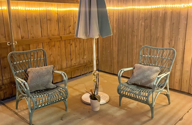 HIGH END FURNISHINGS, FAMILY, HOME OFFICE, POOL, GAMES, PET FRIENDLY, TEXAS A&M!