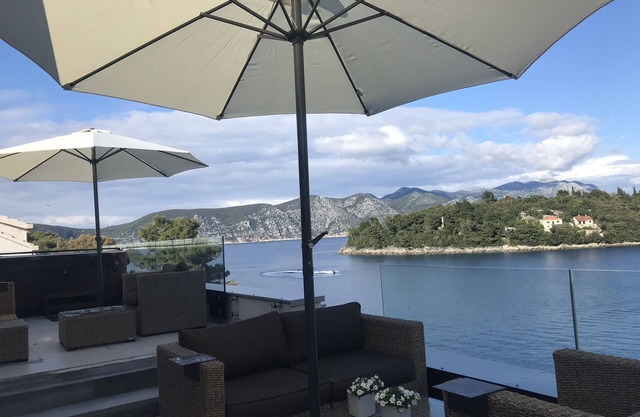 High View: A Secluded, Award-Winning Luxury Seaside Villa With Huge Jacuzzi