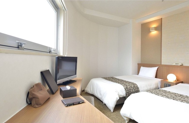 Higher floor 8th floor and above Corner twin roo / Shozu-gun Kagawa