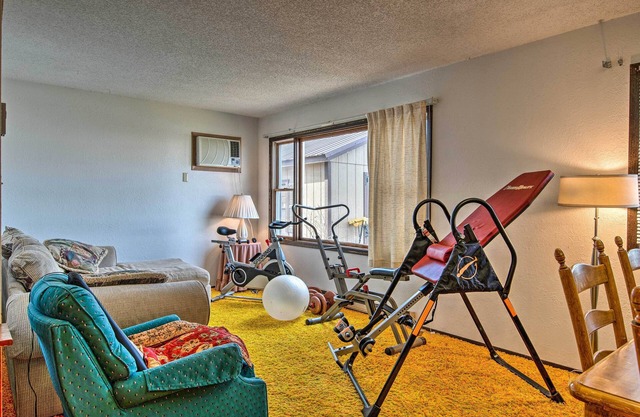 HighPlaines Haven Apt - Fish, Hunt & Relax!