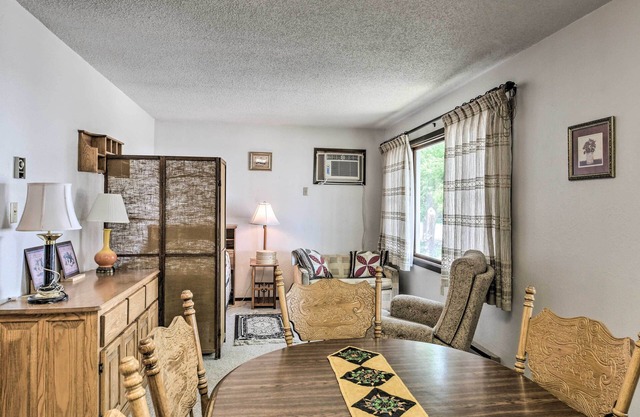 HighPlaines Haven w/Views, Hunting & Fishing!