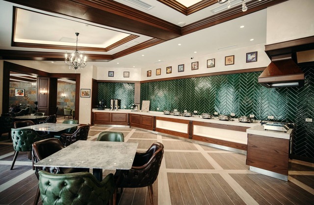 Hill Chalet Hotel & Resort