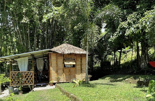 Hillcreek's Riverside Hideaway