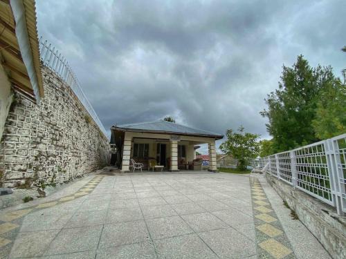 Hilltop Vacation Villa in Khairagali