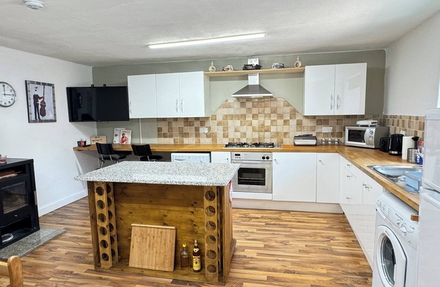 Hisa Luciano offers a perfect stay for groups till 5, who wants to enjoy the Soca Valley