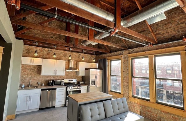 Historic 25th Street Views