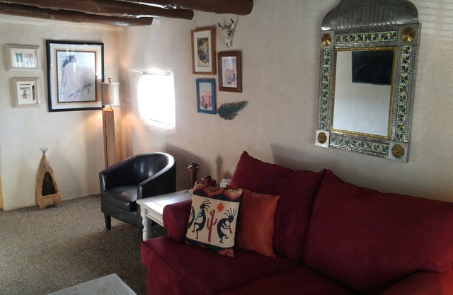 Historic Adobe Casita! Perfect for your TDY Stay!