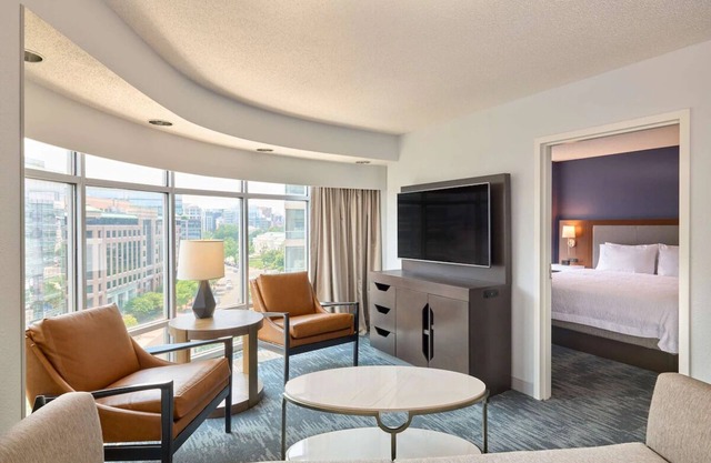 Historic D.C. Within Reach: Stay by Museums, Free Breakfast, Pet-Friendly