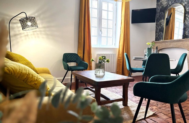 Historic Duplex Apartment in the Heart of Moulins - Modern Comfort and Character