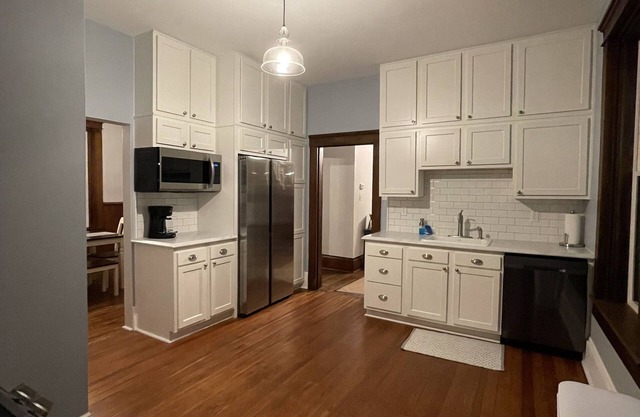 Historic home conveniently located to ABU
