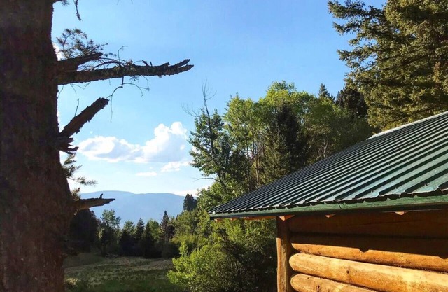 Historic Jim Bridger Cabin 3