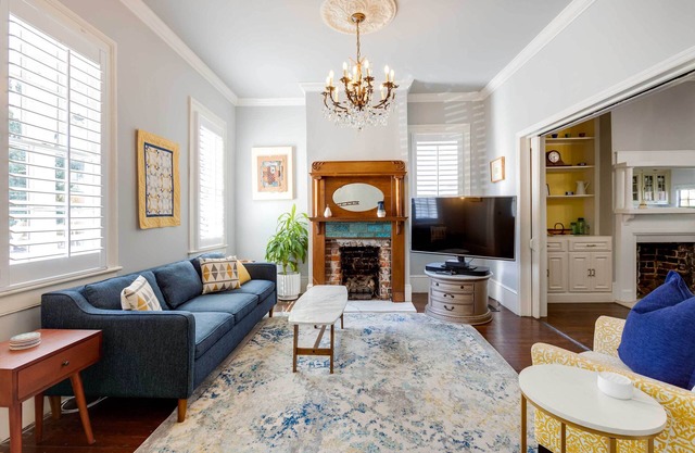 Historic Savannah Home: 2 Blocks to Forsyth Park!