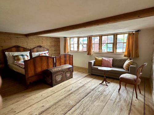 Historic Swiss Room in Farmhouse Rosalie