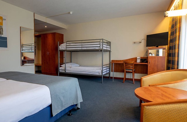 Historic Vibes in Spacious Room – Close to City Adventures & Outdoor Adventure