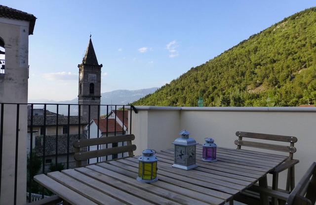 Historic Village House, Roof Terrace - Sleeps 5