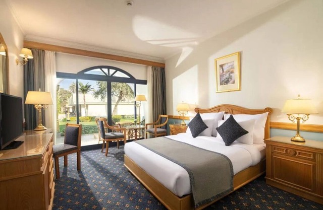 Historic Wonders & Resort Comfort: Your Escape Near the Pyramids