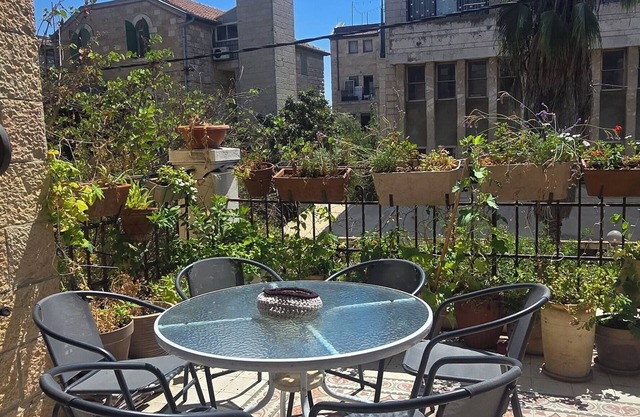 Historical apartment in the hart of Jerusalem