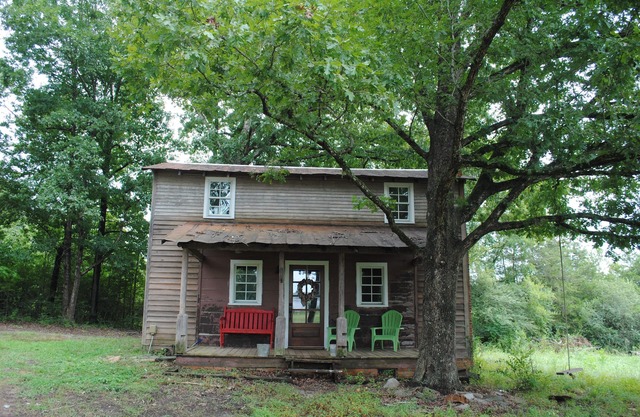 Historical Farm Cottage Retreat near Clemson