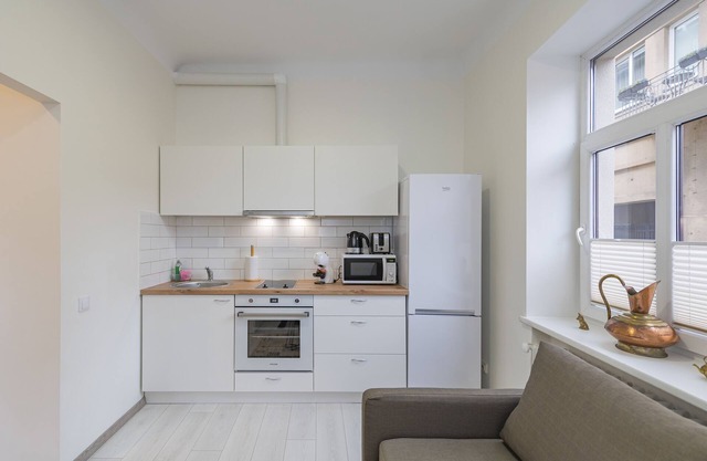 Historical Oldtown Charm with Modern Comfort by Polo apartments