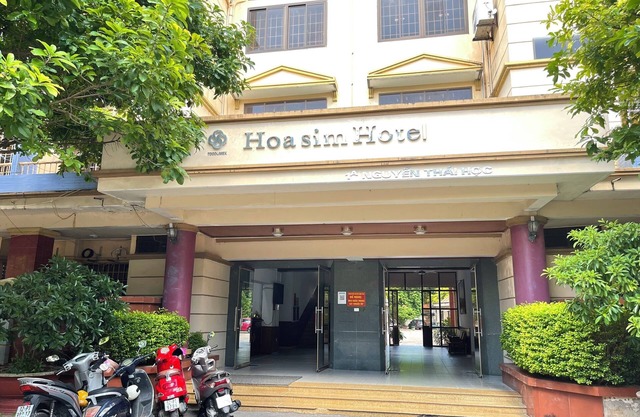 Hoa Sim Hotel LS - by BAY LUXURY