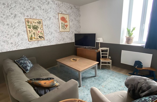 Holiday Home 'Katel Chez Elle - Maison 5 Pers' with Private Terrace, Private Garden and Wi-Fi