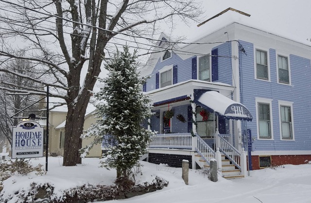 Holidae House Bed & Breakfast