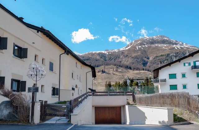 Holiday apartment Celerina/Schlarigna for 6 persons with 2 bedrooms - Holiday apartment