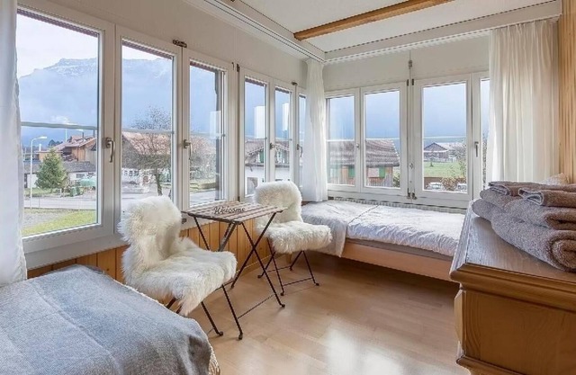Holiday apartment Matten b. Interlaken for 2 - 4 persons with 4 bedrooms - Holiday apartment in a fa