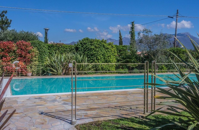 Holiday apartment Manerba del Garda for 1 - 3 persons - Holiday apartment in one or multi-family hou