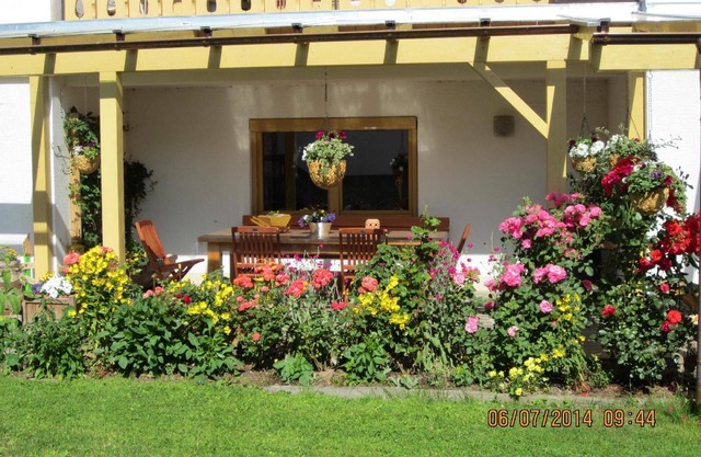 Holiday apartment Kirchberg i. Wald for 1 - 3 persons with 2 bedrooms - Twin house
