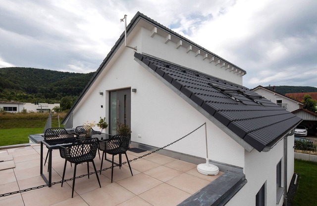 Holiday Apartment '6' with Mountain View, Private Terrace and Wi-Fi