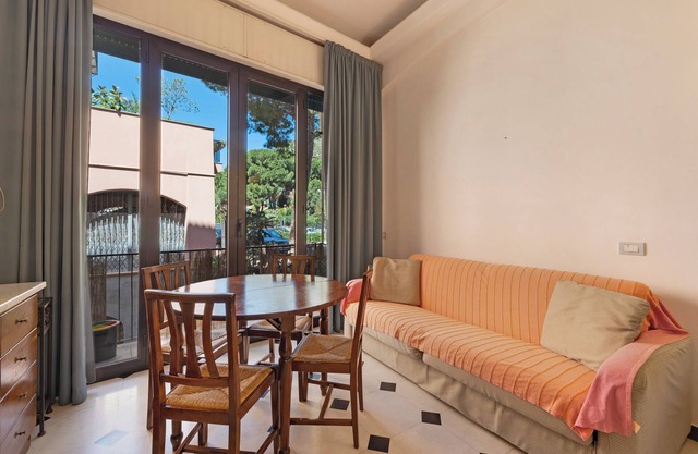 Holiday Apartment '5 Mehari' with Balcony, A/C & Wi-Fi
