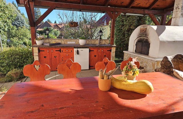 Holiday apartment Apartment with a view of the courtyard