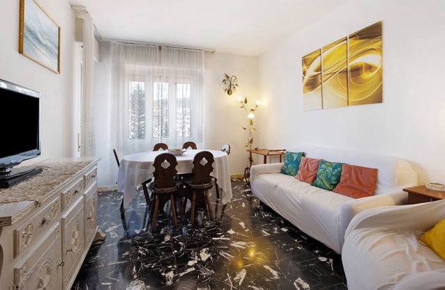 Holiday Apartment 'B167 Nuvoloni - Arma di Taggia' with 2 Private Balconies