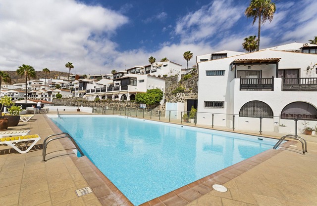 Holiday Apartment 'Bungalow Josephin' with Shared Pool, Private Terrace and Wi-Fi