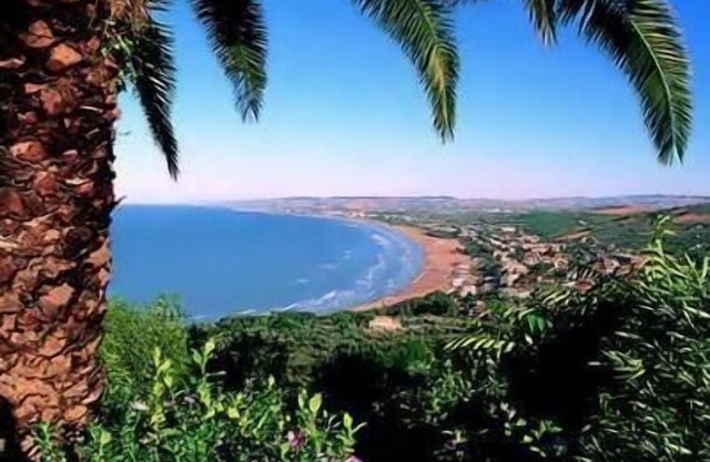 Holiday apartment Catignano for 1 - 6 persons with 3 bedrooms - Holiday apartment