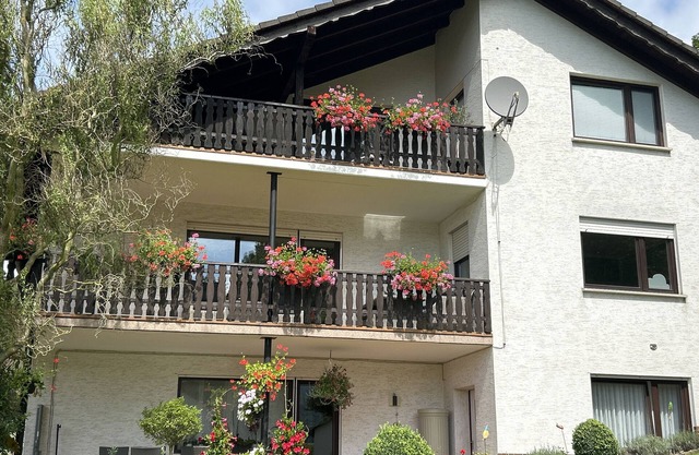 Holiday Apartment "Zur Schönen Aussicht" with Mountain View, Balcony and Wi-Fi