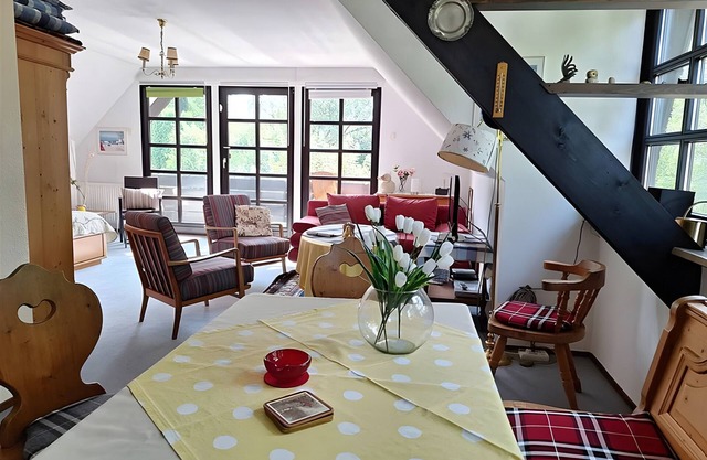 Holiday Apartment Königswinter with Shared Terrace, Balcony and Wi-Fi